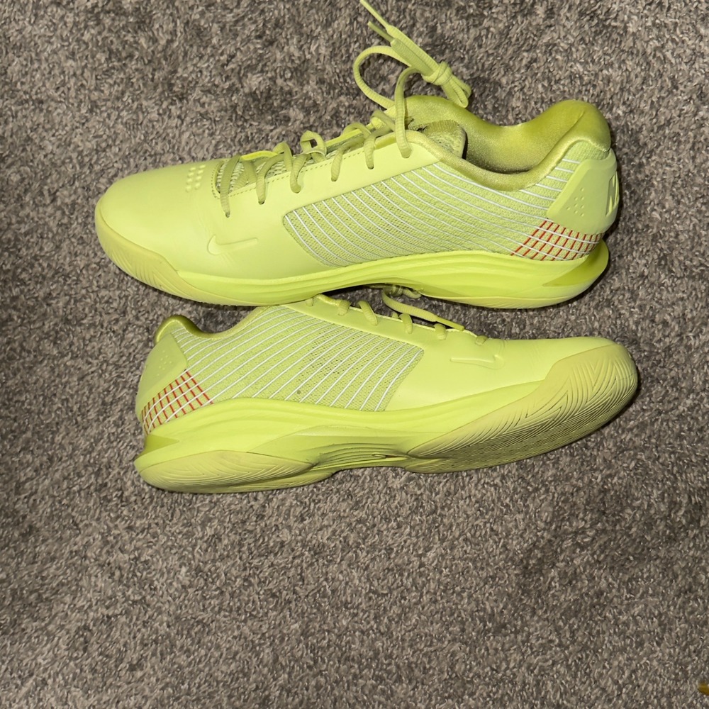 Nike Hyperspeed Court Volt Yellow Crimson Volleyball Shoes HJ0549-700 Mens 11 - Picture 2 of 9